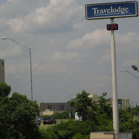 Travelodge - Cincinnati شارونفيل المظهر الخارجي الصورة